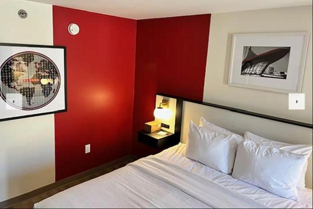 فندق Ramada By Wyndham ميلووكي المظهر الخارجي الصورة